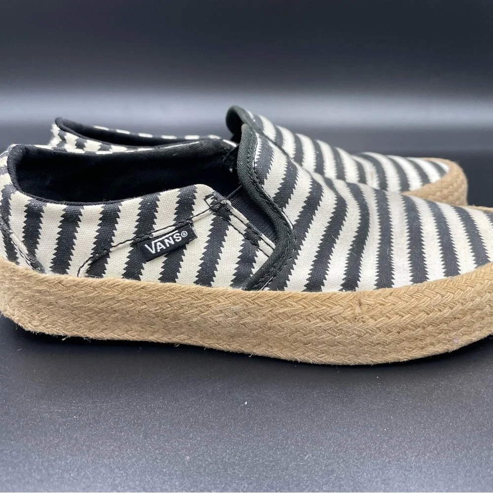 Woman’s Vans black&White striped 5.5 size Espadrilles shoes